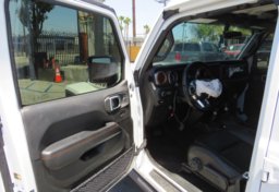 2020 Jeep Gladiator - Image 22