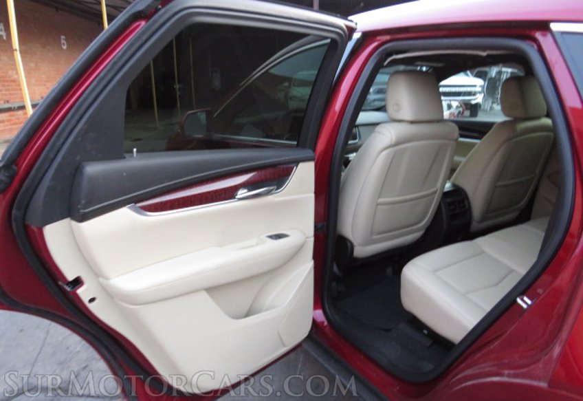 2019 Cadillac XT5 - Image 24