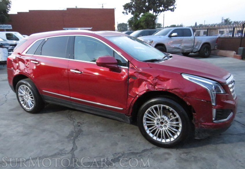 2019 Cadillac XT5 - Image 2