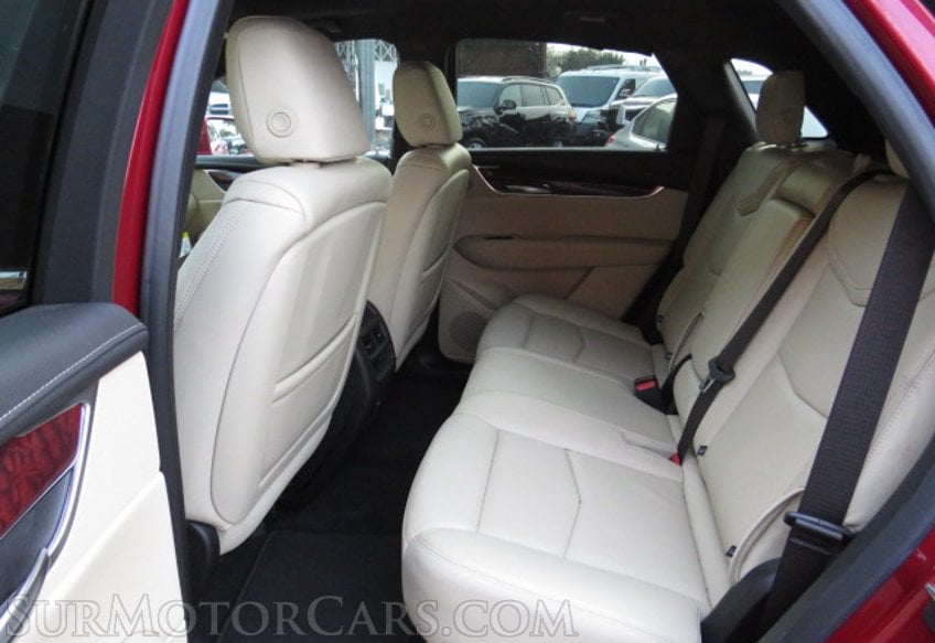 2019 Cadillac XT5 - Image 32