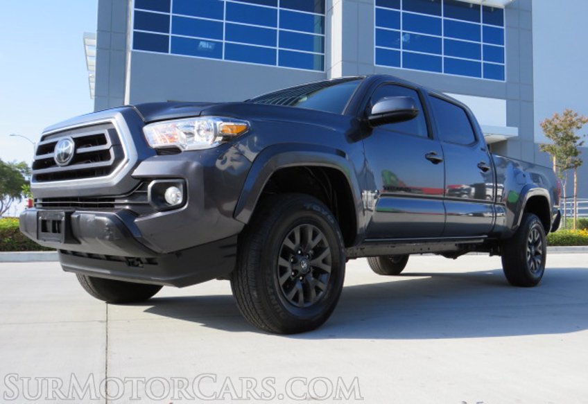 2021 Toyota Tacoma 4WD - Image 4