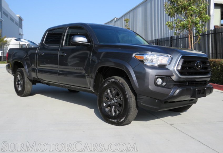 2021 Toyota Tacoma 4WD - Image 5