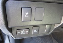 2021 Toyota Tacoma 4WD - Image 42