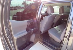 2021 Toyota Tacoma 4WD - Image 30