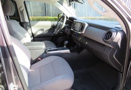 2021 Toyota Tacoma 4WD - Image 32