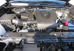 2021 Toyota Tacoma 4WD - Image 60