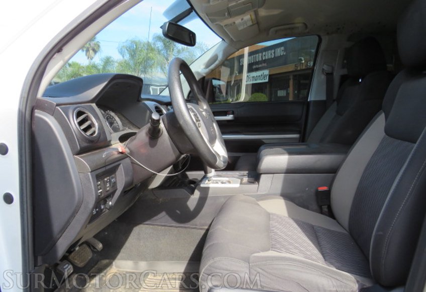 2017 Toyota Tundra - Image 27