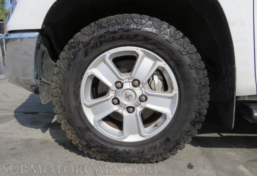 2017 Toyota Tundra - Image 13