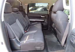 2017 Toyota Tundra - Image 30