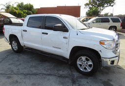 2017 Toyota Tundra - Image 2