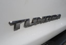 2017 Toyota Tundra - Image 20