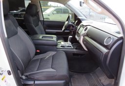 2017 Toyota Tundra - Image 26