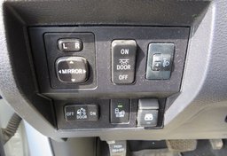 2017 Toyota Tundra - Image 40