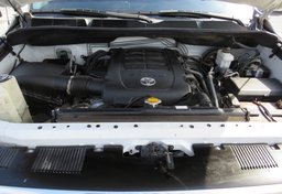 2017 Toyota Tundra - Image 50