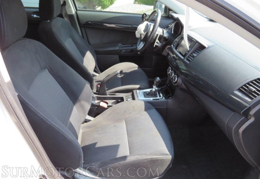 2015 Mitsubishi Lancer Evolution - Image 21