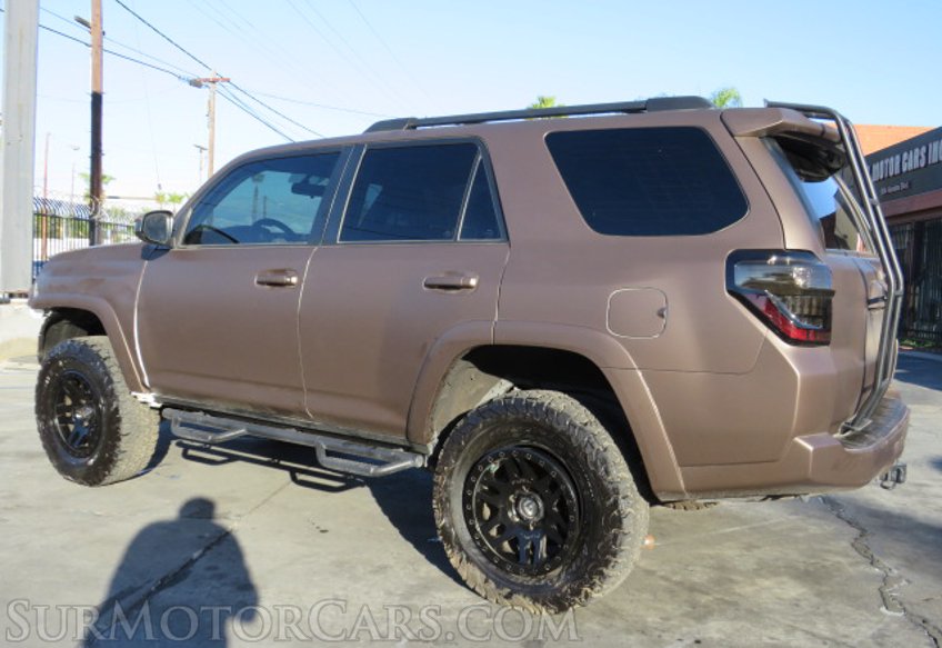 2016 Toyota 4Runner - Image 8
