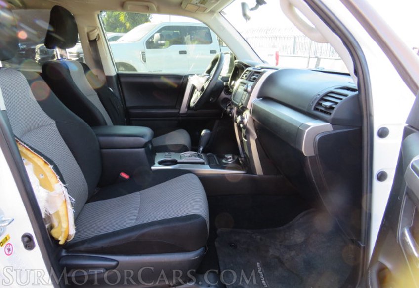 2016 Toyota 4Runner - Image 26