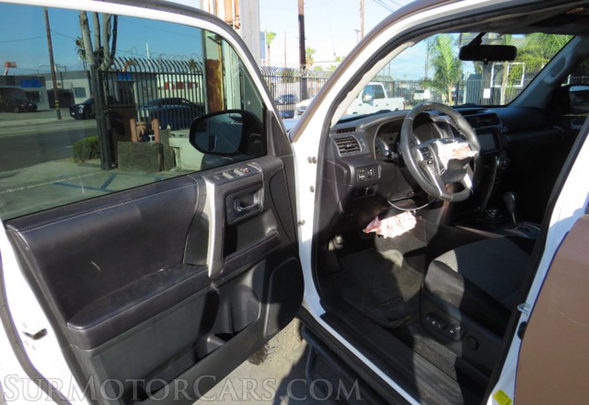 2016 Toyota 4Runner - Image 21