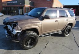 2016 Toyota 4Runner - Image 4