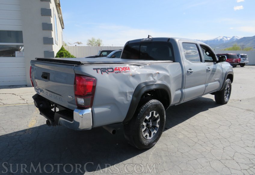 2020 Toyota Tacoma 4WD - Image 5