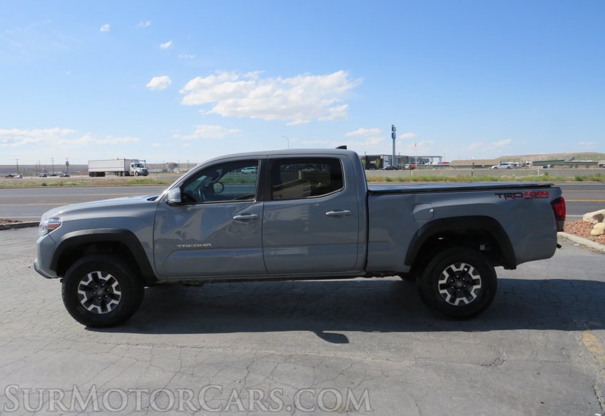 2020 Toyota Tacoma 4WD - Image 9