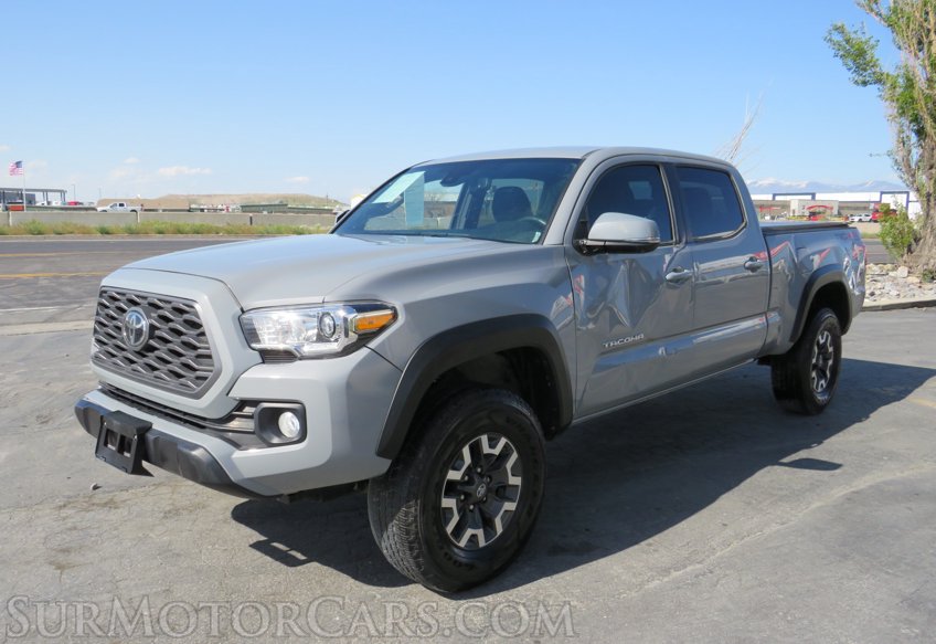 2020 Toyota Tacoma 4WD - Image 4