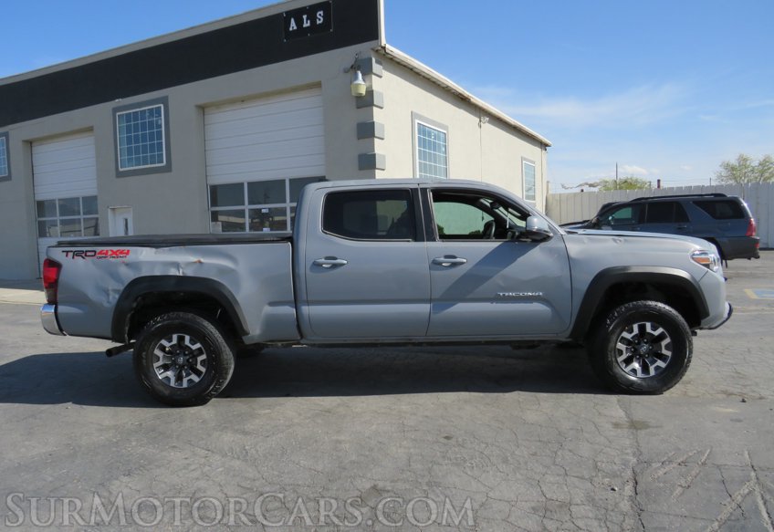 2020 Toyota Tacoma 4WD - Image 10