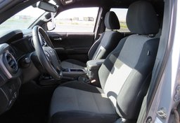 2020 Toyota Tacoma 4WD - Image 33