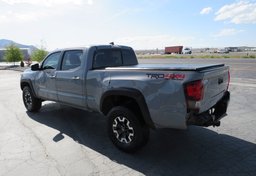 2020 Toyota Tacoma 4WD - Image 6
