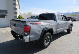 2020 Toyota Tacoma 4WD - Image 7