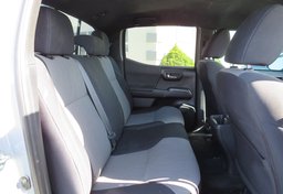 2020 Toyota Tacoma 4WD - Image 35