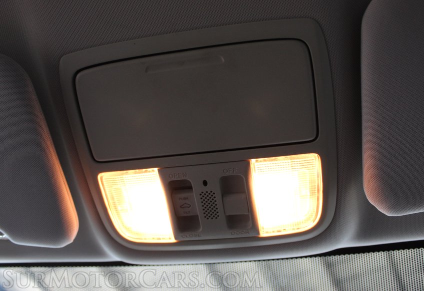 2015 Honda CR-V - Image 40