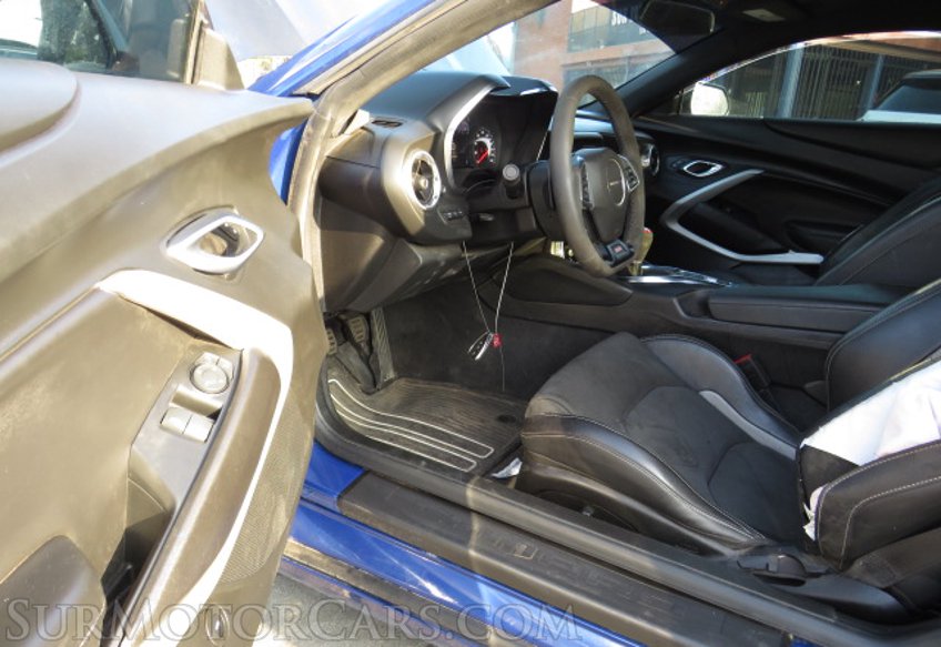 2019 Chevrolet Camaro - Image 22