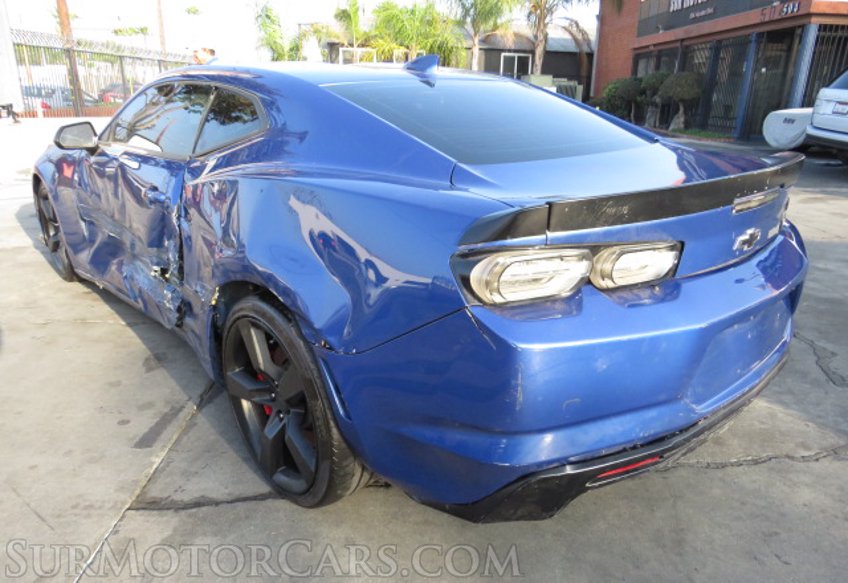 2019 Chevrolet Camaro - Image 10