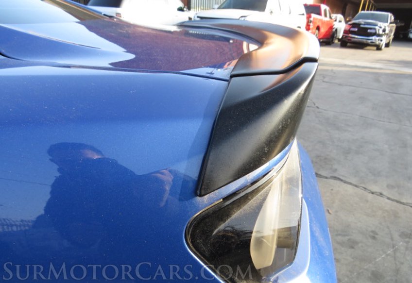 2019 Chevrolet Camaro - Image 16