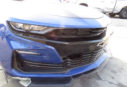 2019 Chevrolet Camaro - Image 18