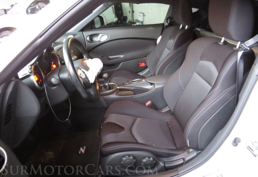 2020 Nissan 370Z Coupe - Image 22