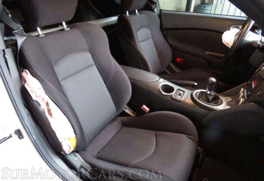 2020 Nissan 370Z Coupe - Image 21