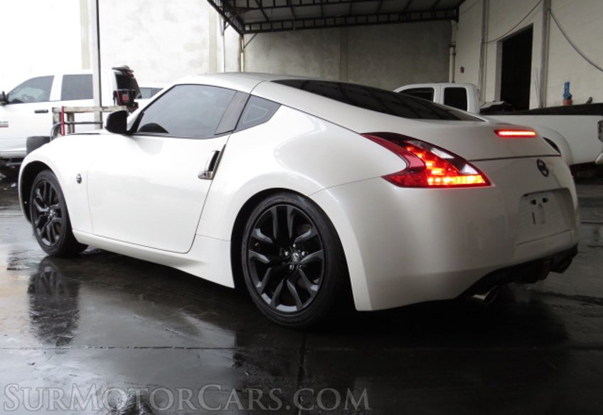 2020 Nissan 370Z Coupe - Image 9