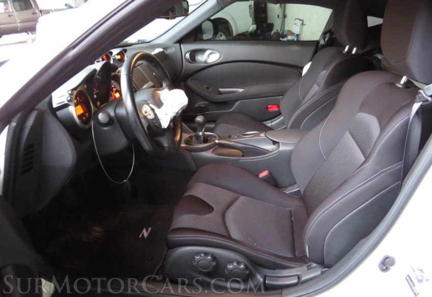 2020 Nissan 370Z Coupe - Image 20