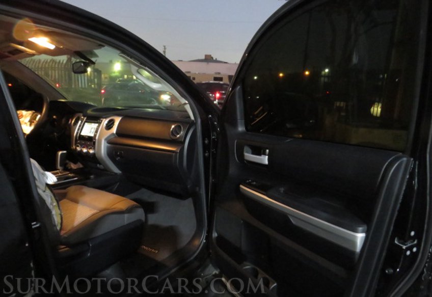 2017 Toyota Tundra 4WD - Image 21