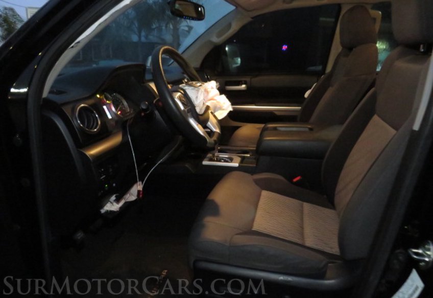 2017 Toyota Tundra 4WD - Image 22