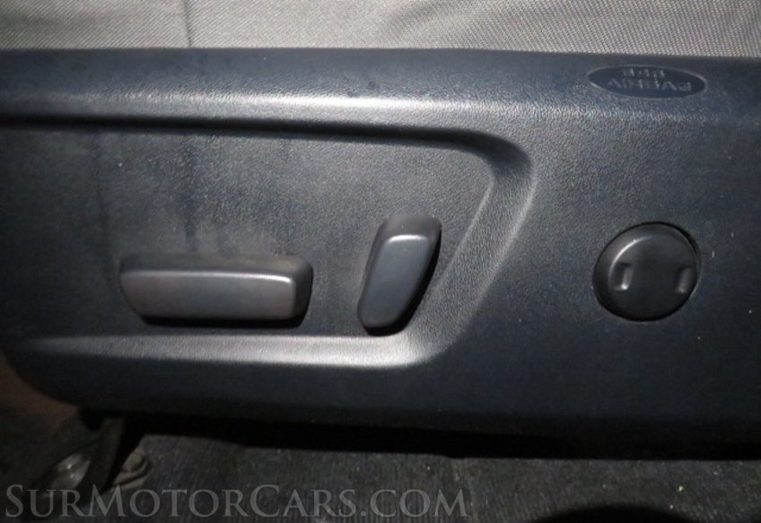 2017 Toyota Tundra 4WD - Image 43