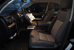 2017 Toyota Tundra 4WD - Image 24