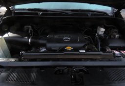 2017 Toyota Tundra 4WD - Image 48