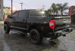 2017 Toyota Tundra 4WD - Image 9