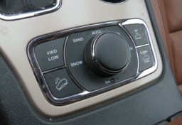 2016 Jeep Grand Cherokee - Image 59