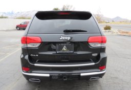 2016 Jeep Grand Cherokee - Image 10