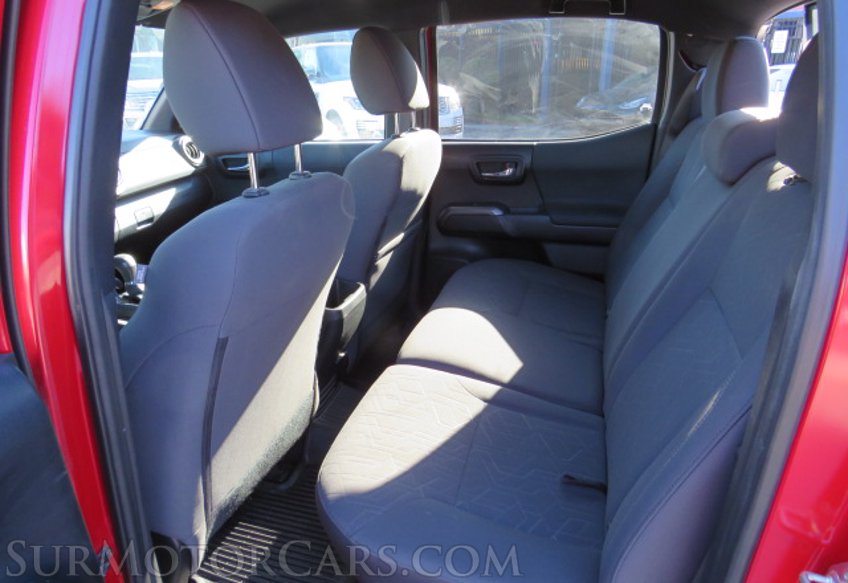 2019 Toyota Tacoma - Image 31