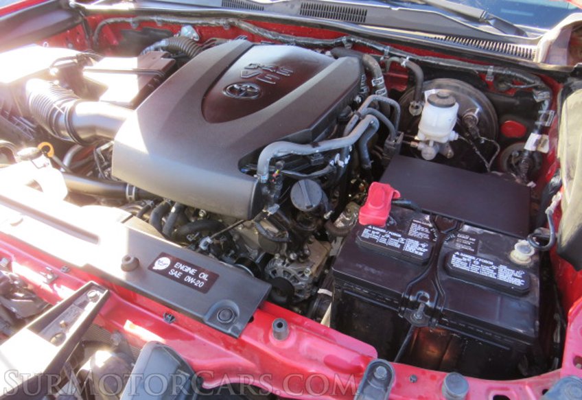 2019 Toyota Tacoma - Image 56